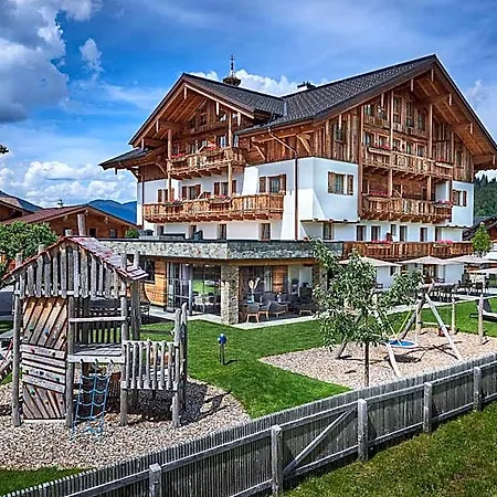Aparthotel Rainerhof Flachau