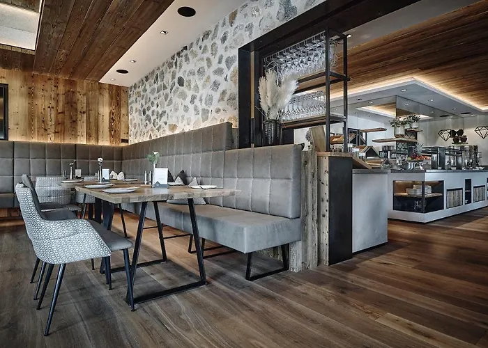 Rainerhof מלון דירות 4*